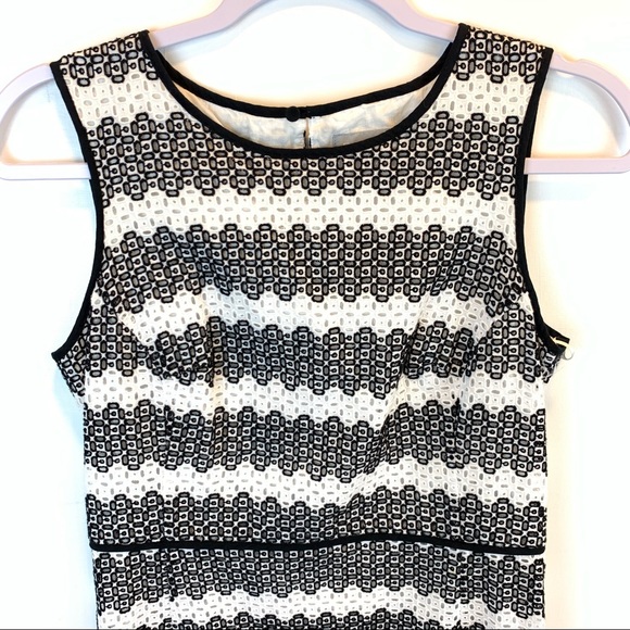 Pure Collection Sleeveless Midi Knee Length Dress. Size 6. Black & White Eyelet - Picture 2 of 11